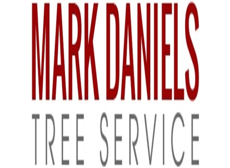 mark daniels tree service logo